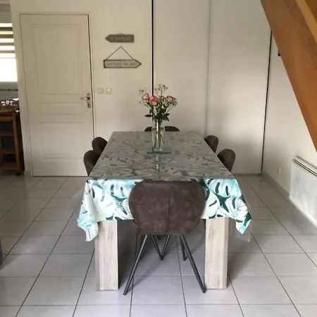 Hébergement de vacances Maison Caroual 500m De La