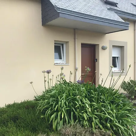 Hébergement de vacances Maison Caroual 500m De La *
